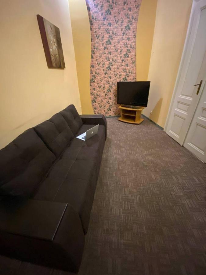 Apartment Veronica In Center Lviv Ngoại thất bức ảnh